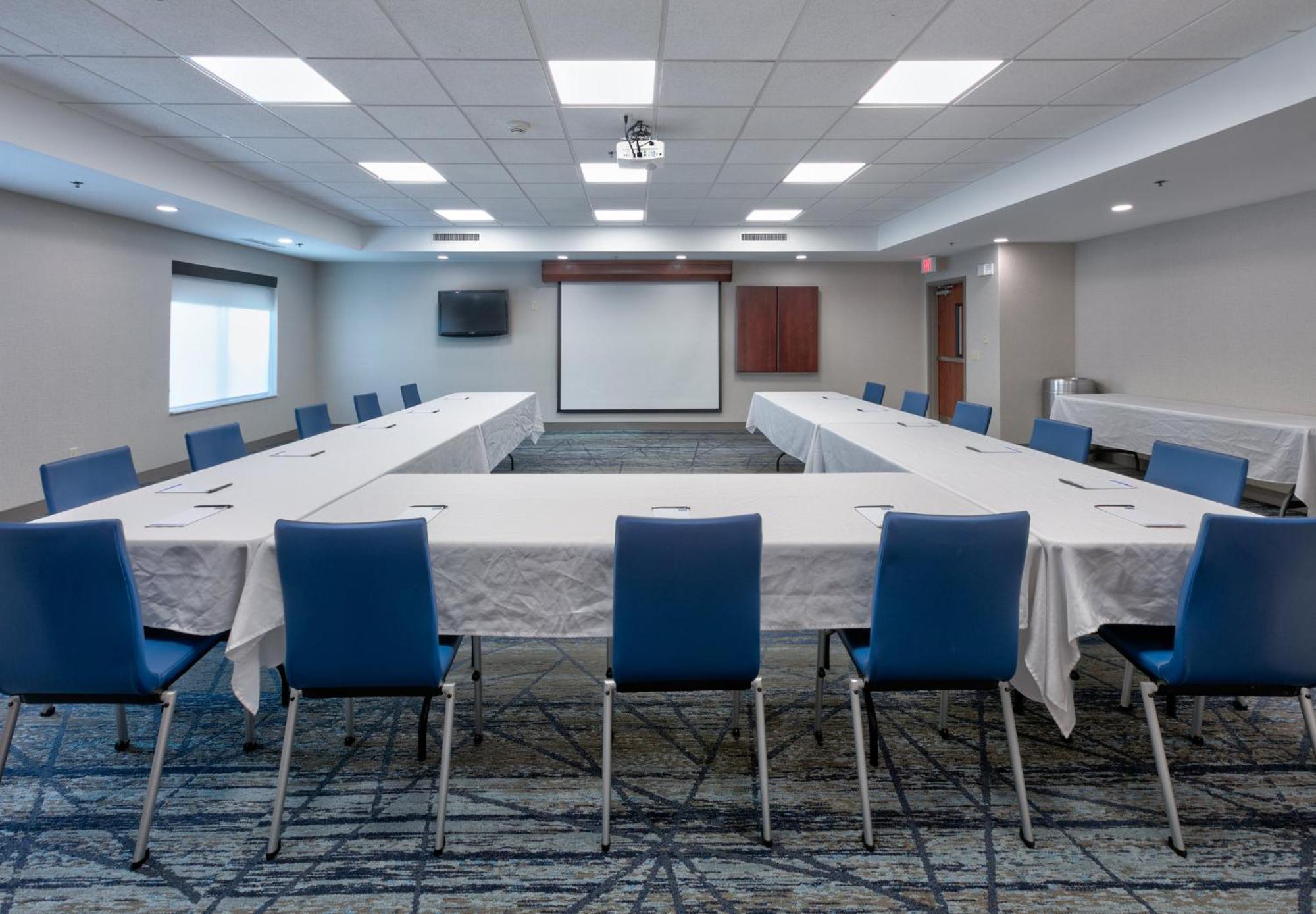 Holiday Inn Express Hotel & Suites Shakopee By Ihg Экстерьер фото